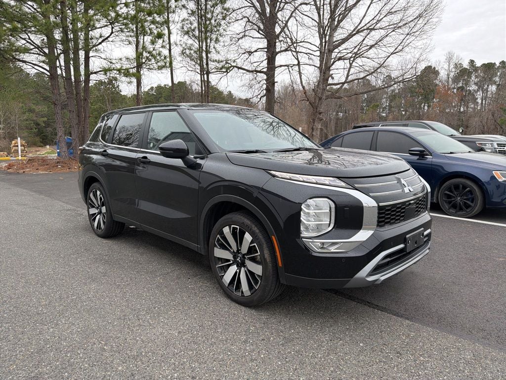 2025 Mitsubishi Outlander SE