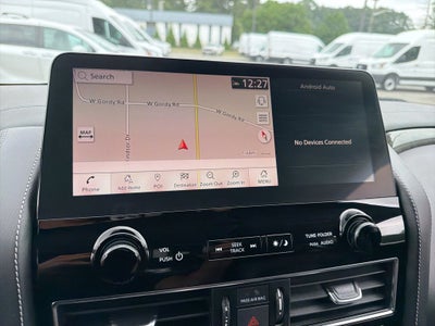 2023 INFINITI QX80 LUXE