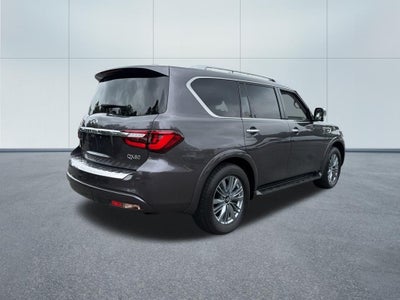 2023 INFINITI QX80 LUXE