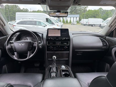 2023 INFINITI QX80 LUXE