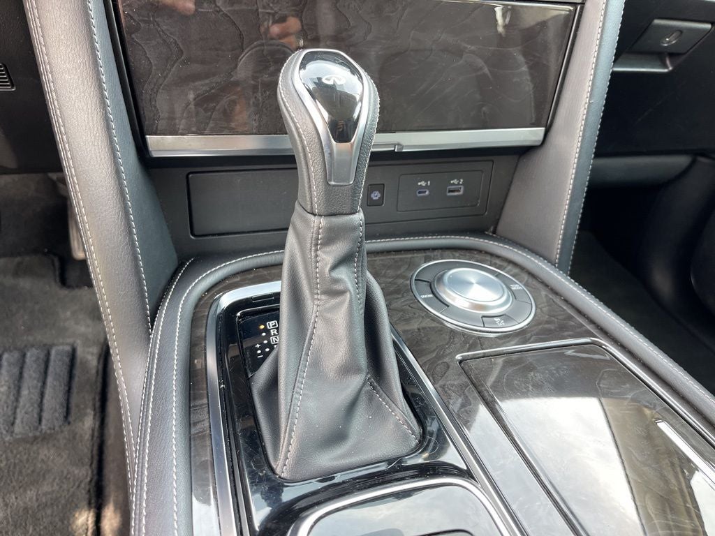 2024 INFINITI QX80 LUXE