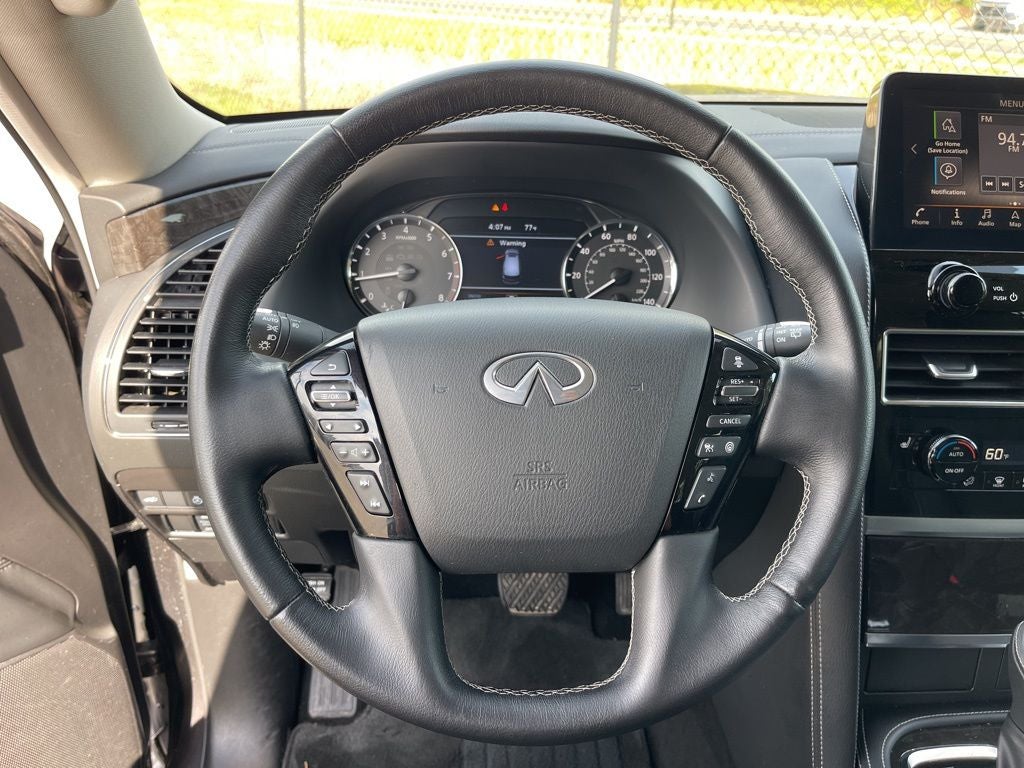 2024 INFINITI QX80 LUXE