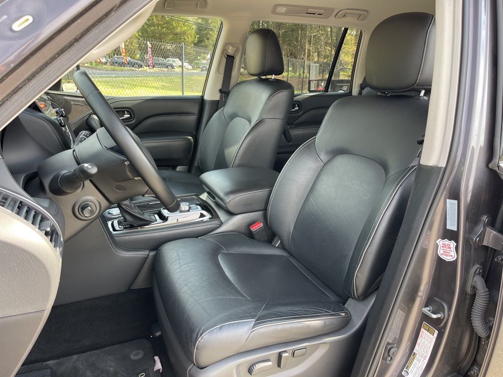 2024 INFINITI QX80 LUXE