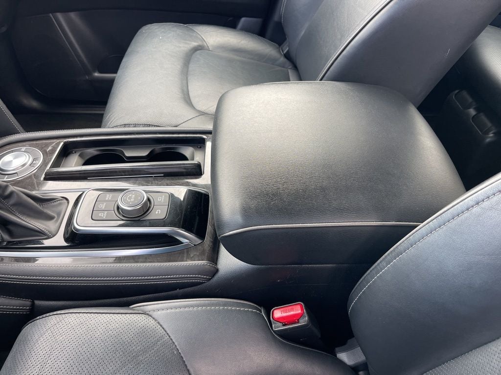 2024 INFINITI QX80 LUXE