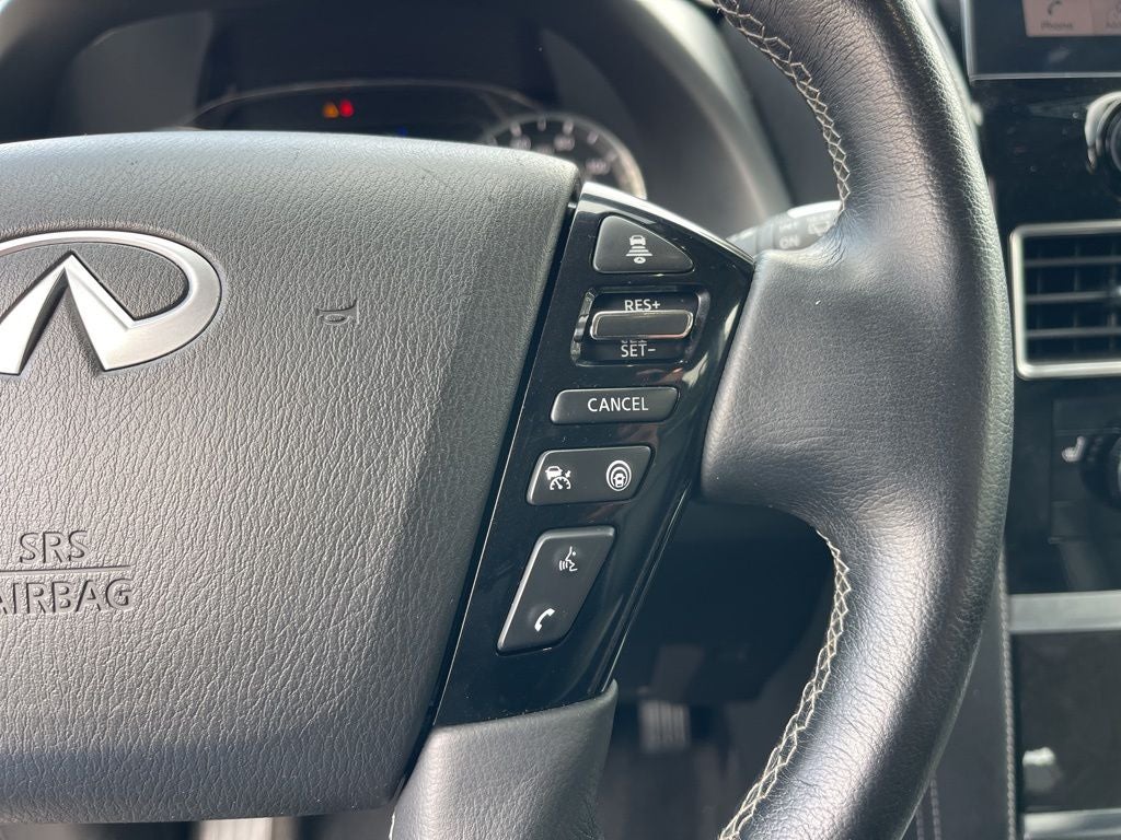 2024 INFINITI QX80 LUXE