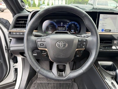 2025 Toyota Crown Signia Limited