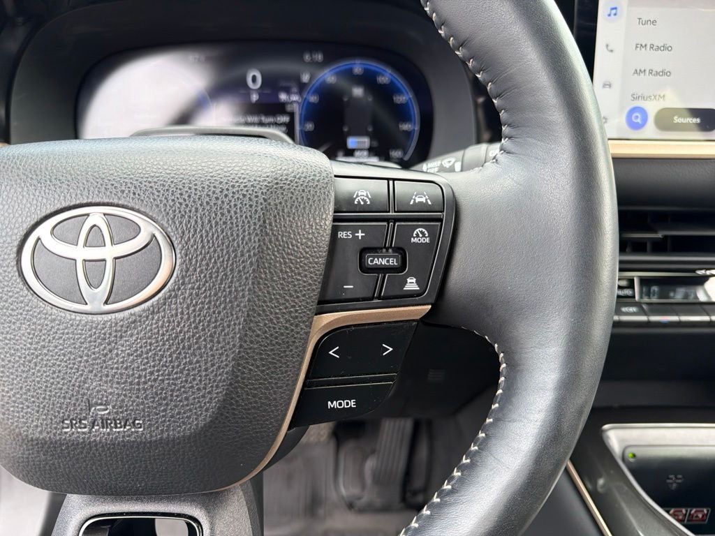 2025 Toyota Crown Signia Limited