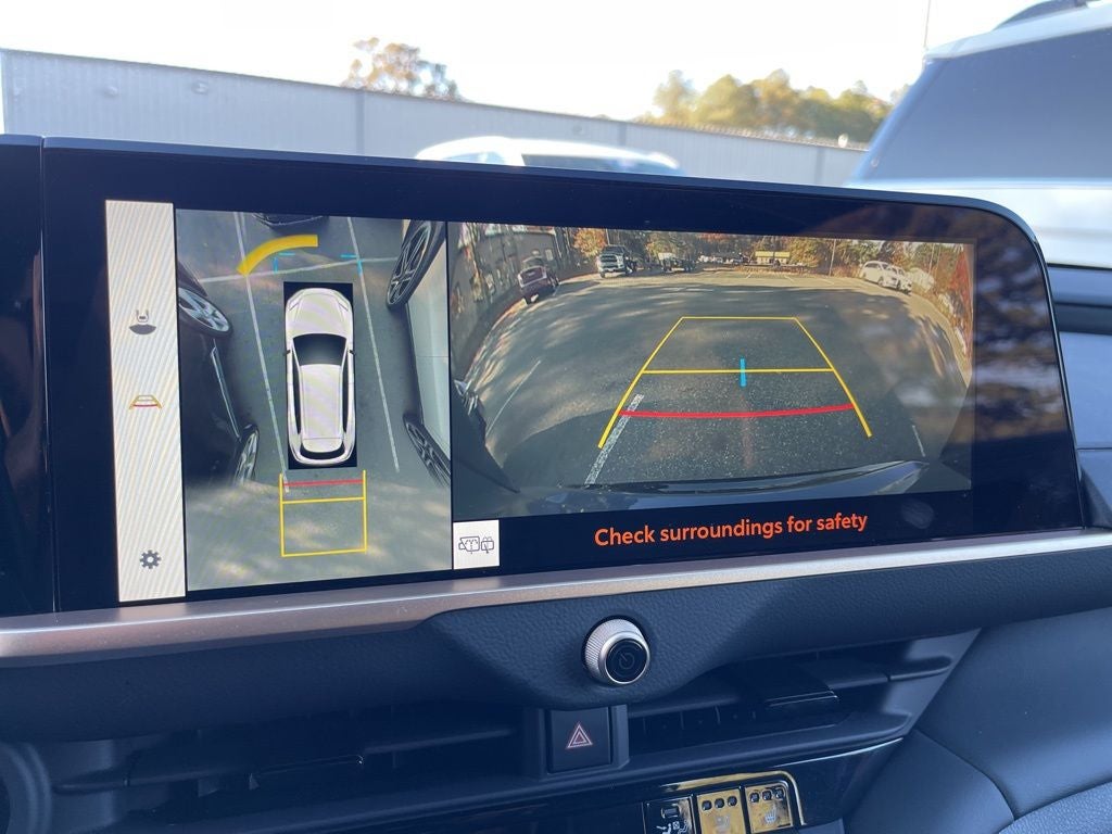 2025 Toyota Crown Signia Limited