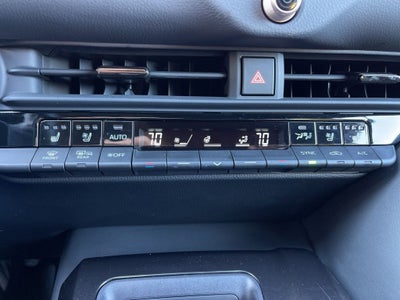 2025 Toyota Crown Signia Limited