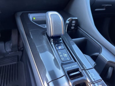 2025 Toyota Crown Signia Limited