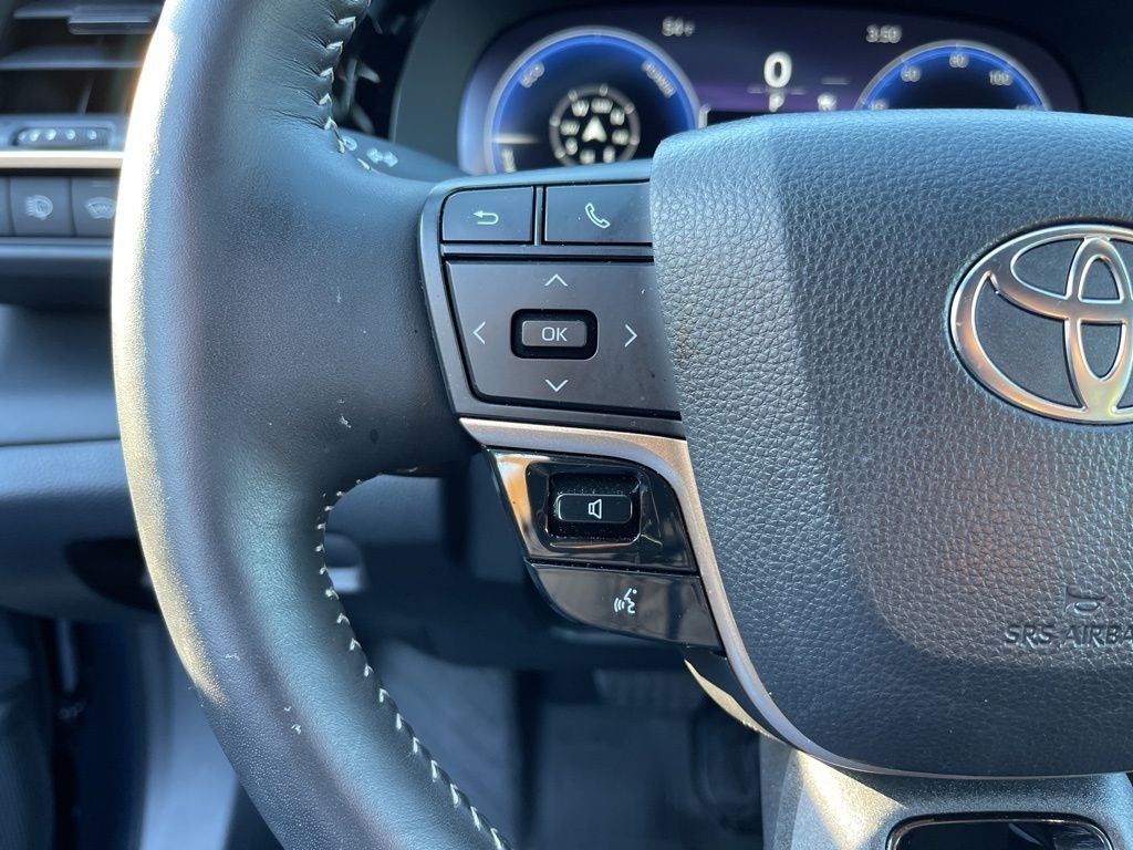 2025 Toyota Crown Signia Limited