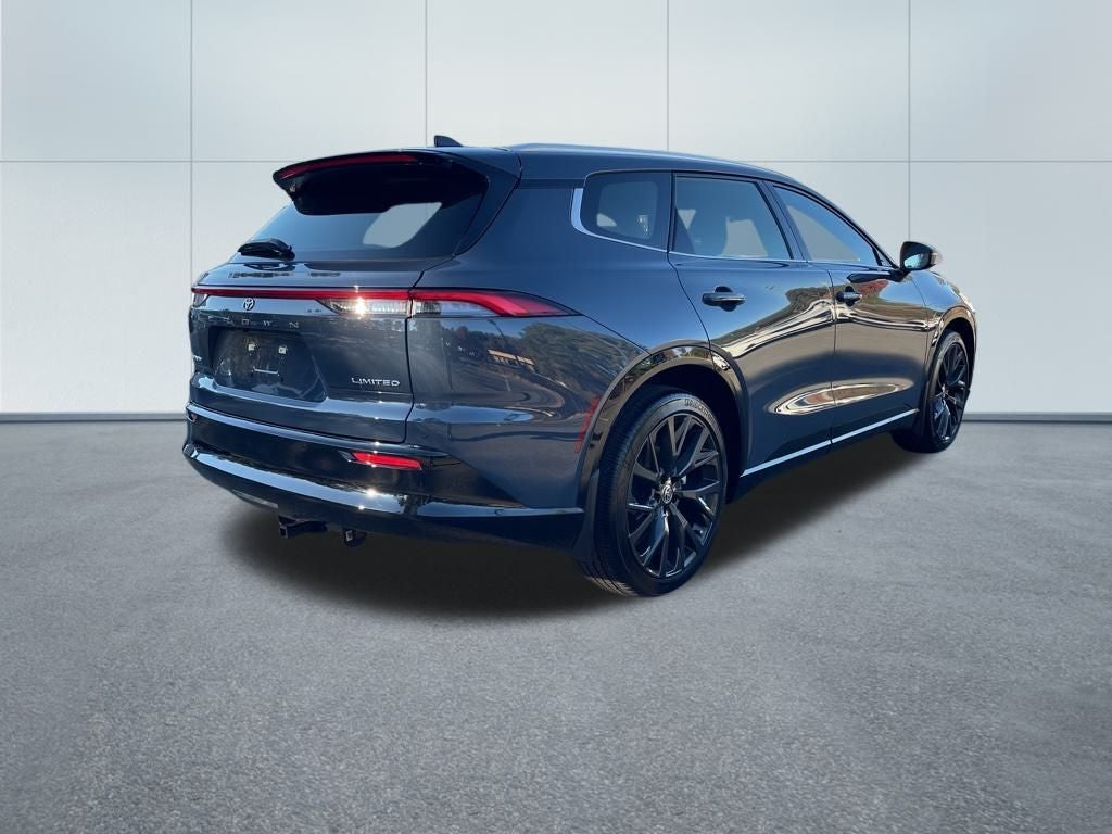 2025 Toyota Crown Signia Limited