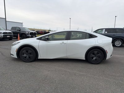 2024 Toyota Prius Prime SE