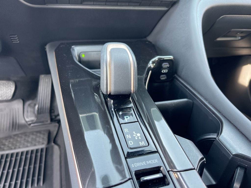 2025 Toyota Crown Platinum