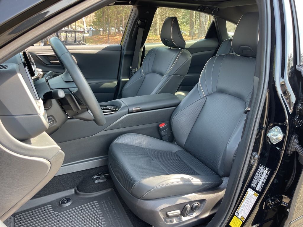 2025 Toyota Crown Platinum