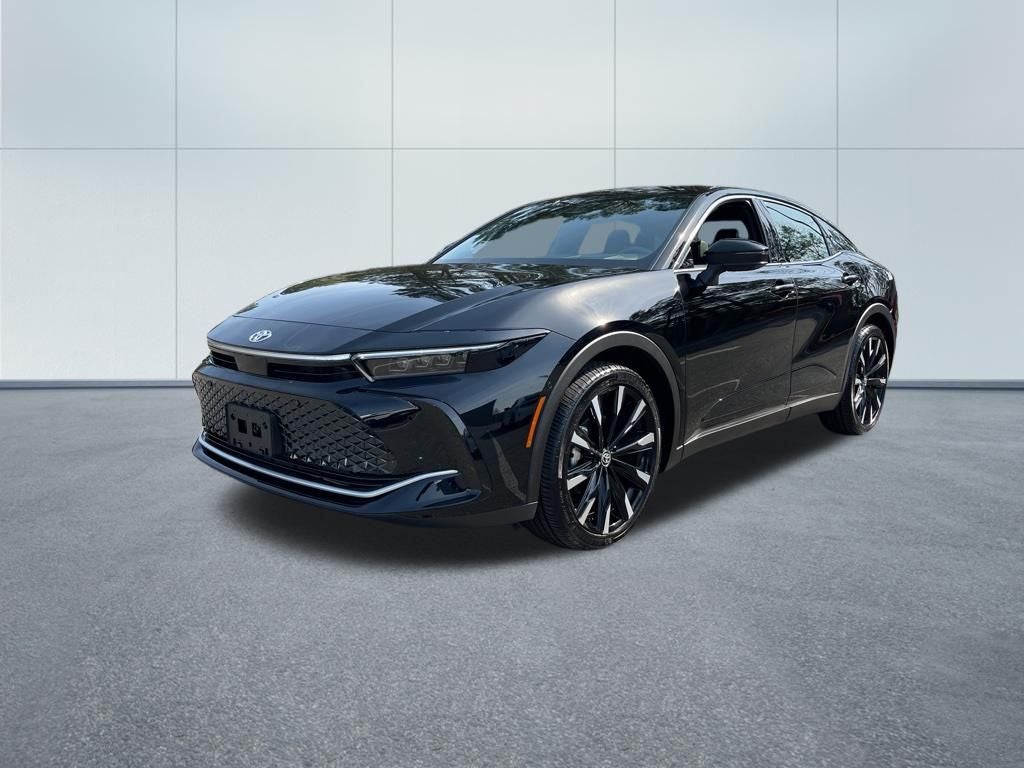 2025 Toyota Crown Platinum