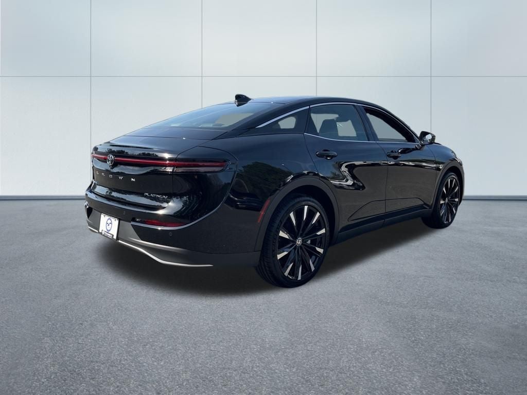 2025 Toyota Crown Platinum