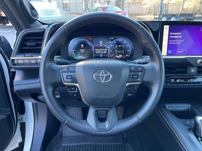 2023 Toyota Crown Platinum