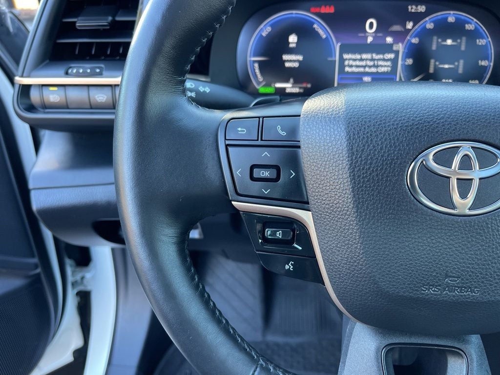 2023 Toyota Crown Platinum