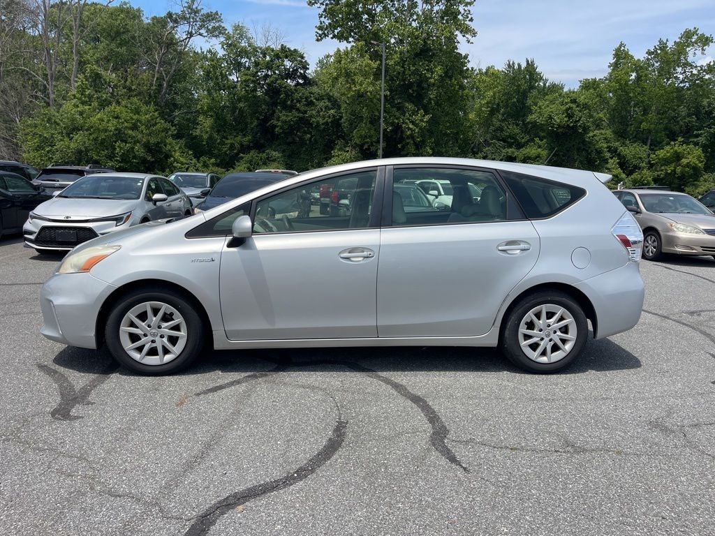 2012 Toyota Prius v Two