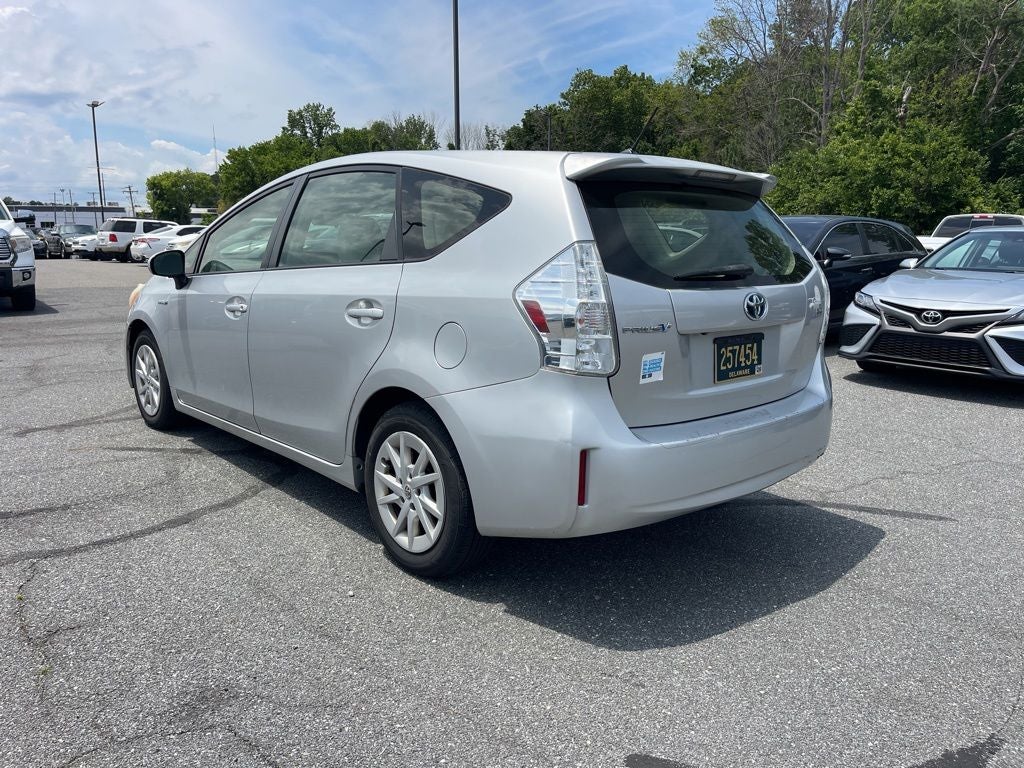 2012 Toyota Prius v Two