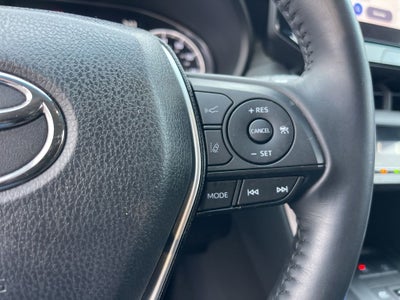 2023 Toyota Venza LE