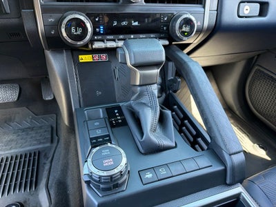 2026 Toyota 4Runner i-FORCE MAX Hybrid Platinum