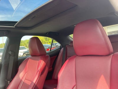 2019 Lexus IS 350