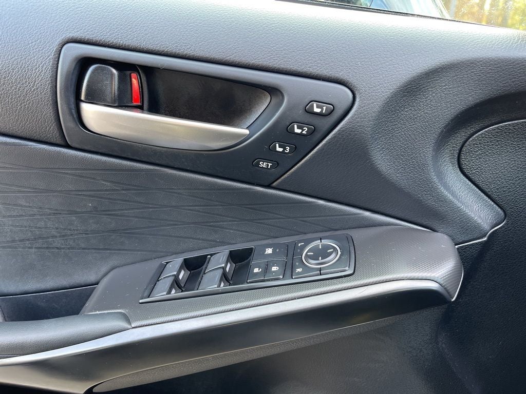 2024 Lexus IS 350 F SPORT Design