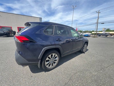 2020 Toyota RAV4 XLE Premium