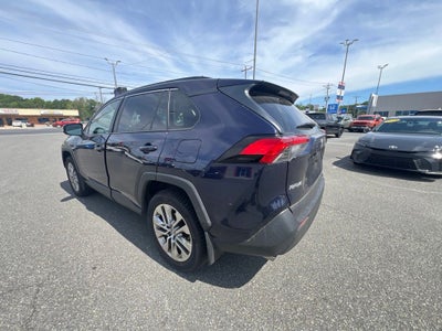2020 Toyota RAV4 XLE Premium
