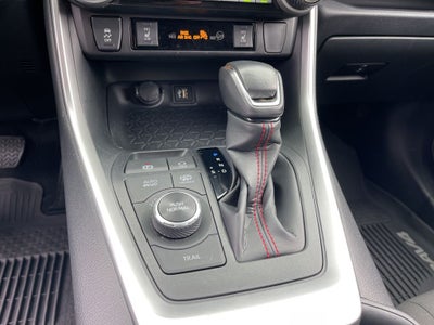 2024 Toyota RAV4 Prime SE