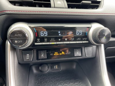 2024 Toyota RAV4 Prime SE