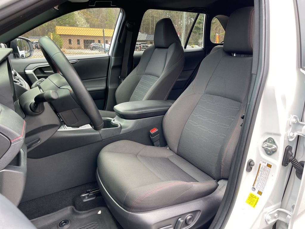 2024 Toyota RAV4 Prime SE