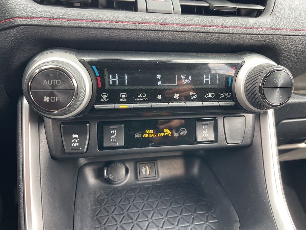 2024 Toyota RAV4 Prime SE