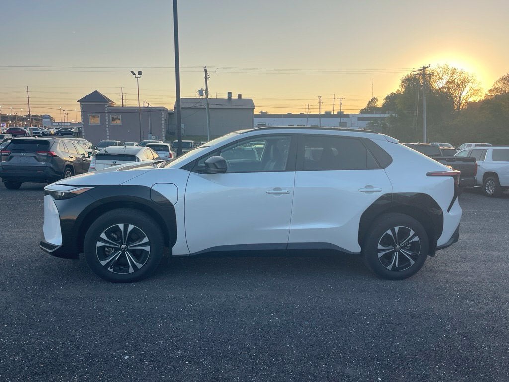 2024 Toyota bZ4X XLE