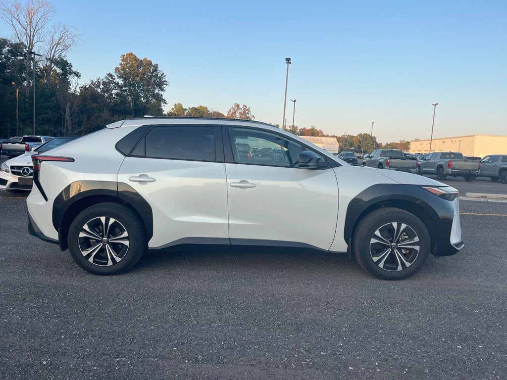 2024 Toyota bZ4X XLE