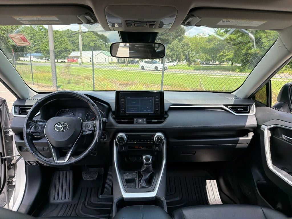 2020 Toyota RAV4 XLE Premium