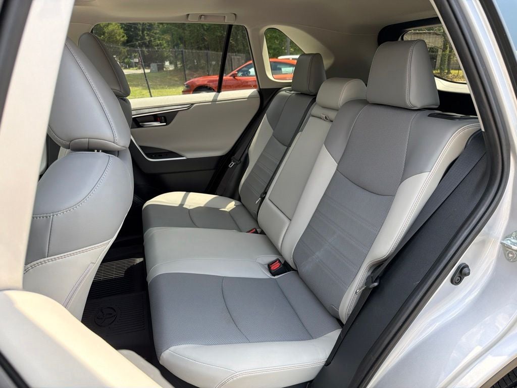 2025 Toyota RAV4 Hybrid Limited