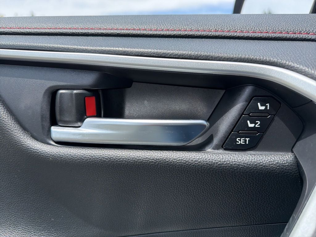 2025 Toyota RAV4 Plug-In Hybrid XSE