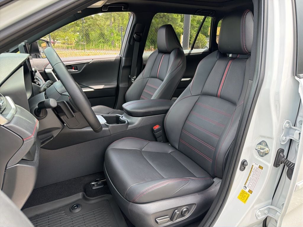 2025 Toyota RAV4 Plug-In Hybrid XSE