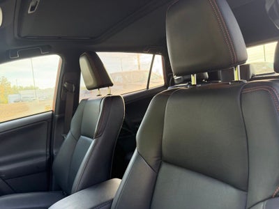2016 Toyota RAV4 SE