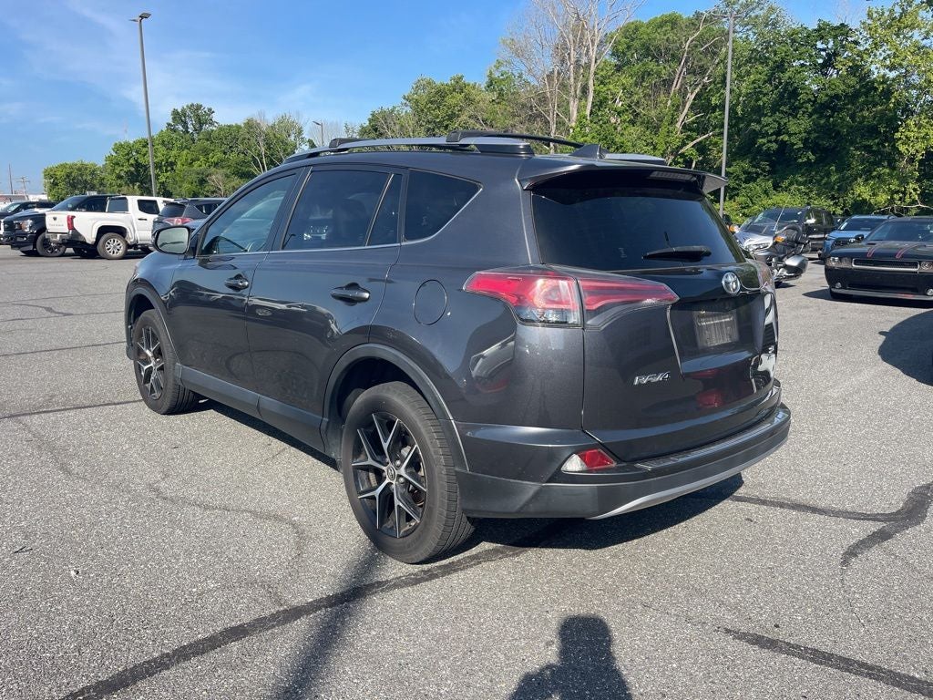 2017 Toyota RAV4 SE