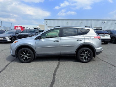 2018 Toyota RAV4 SE