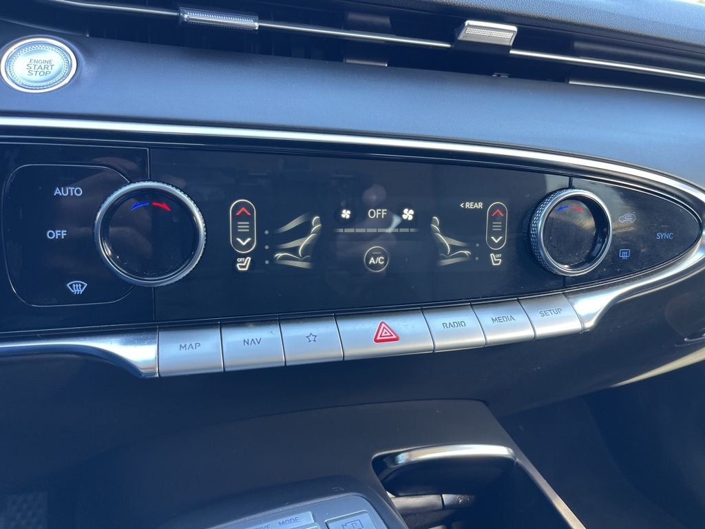 2025 Genesis GV70 2.5T