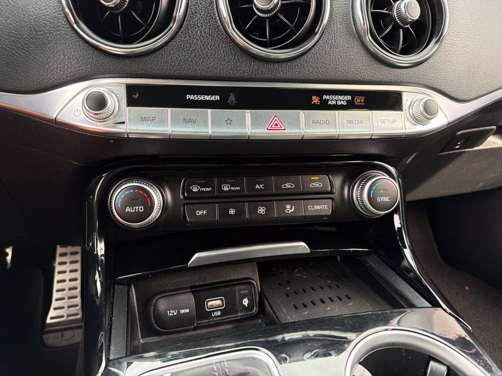 2023 Kia Stinger GT-Line