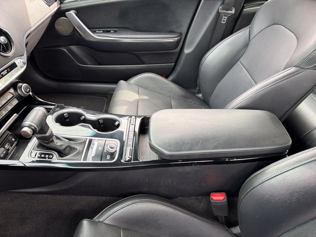 2023 Kia Stinger GT-Line