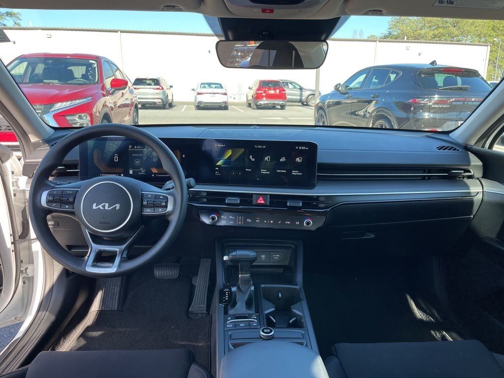 2025 Kia K5 LXS