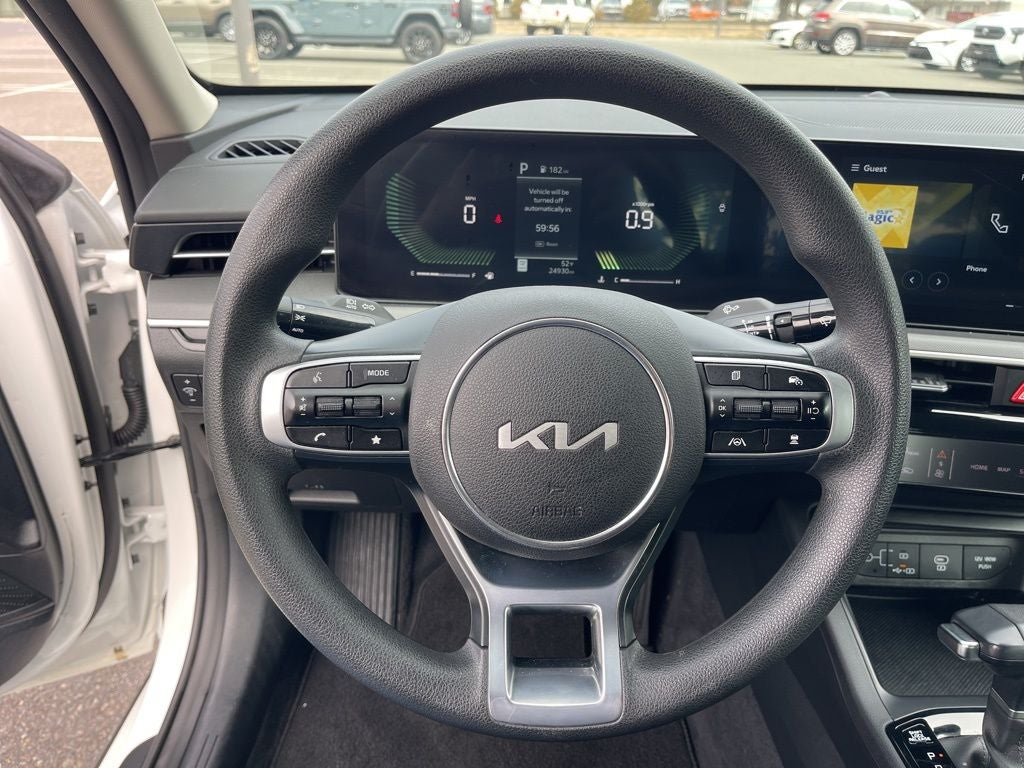 2025 Kia K5 LXS