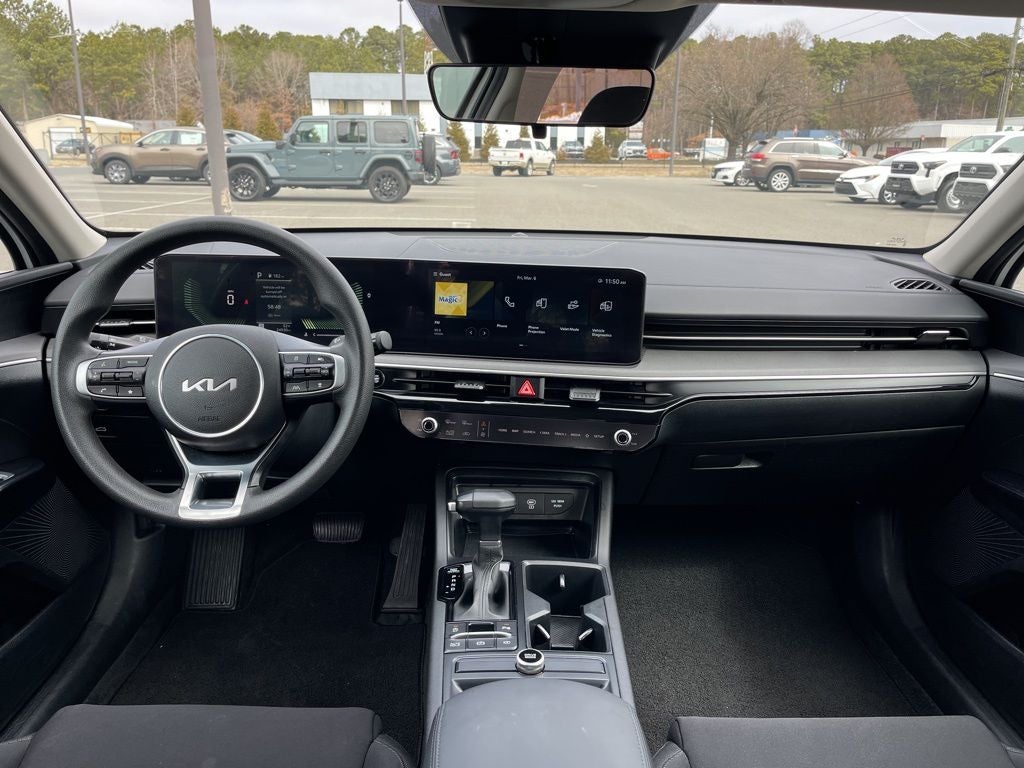 2025 Kia K5 LXS